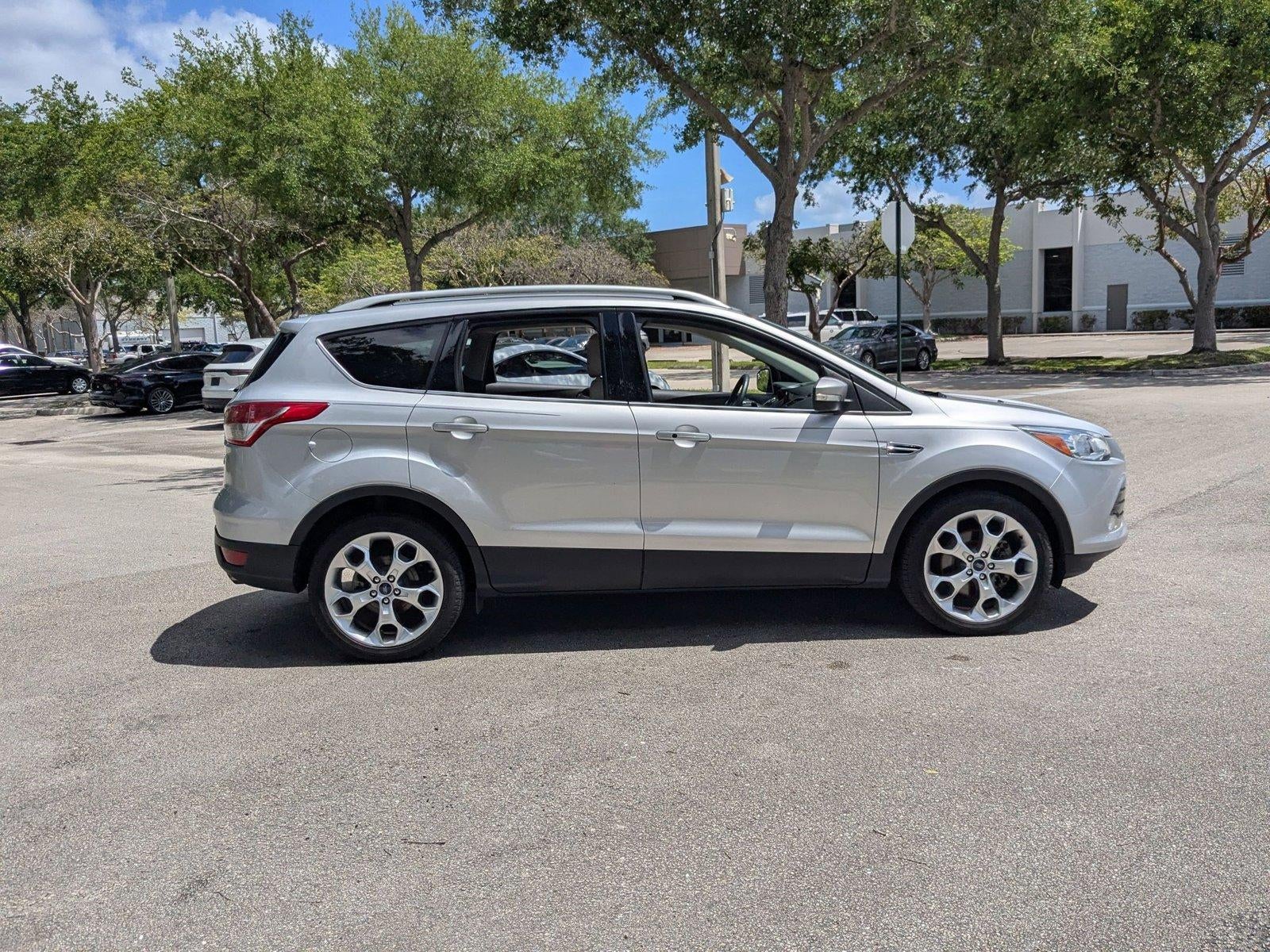 2015 Ford Escape FWD 4dr Titanium