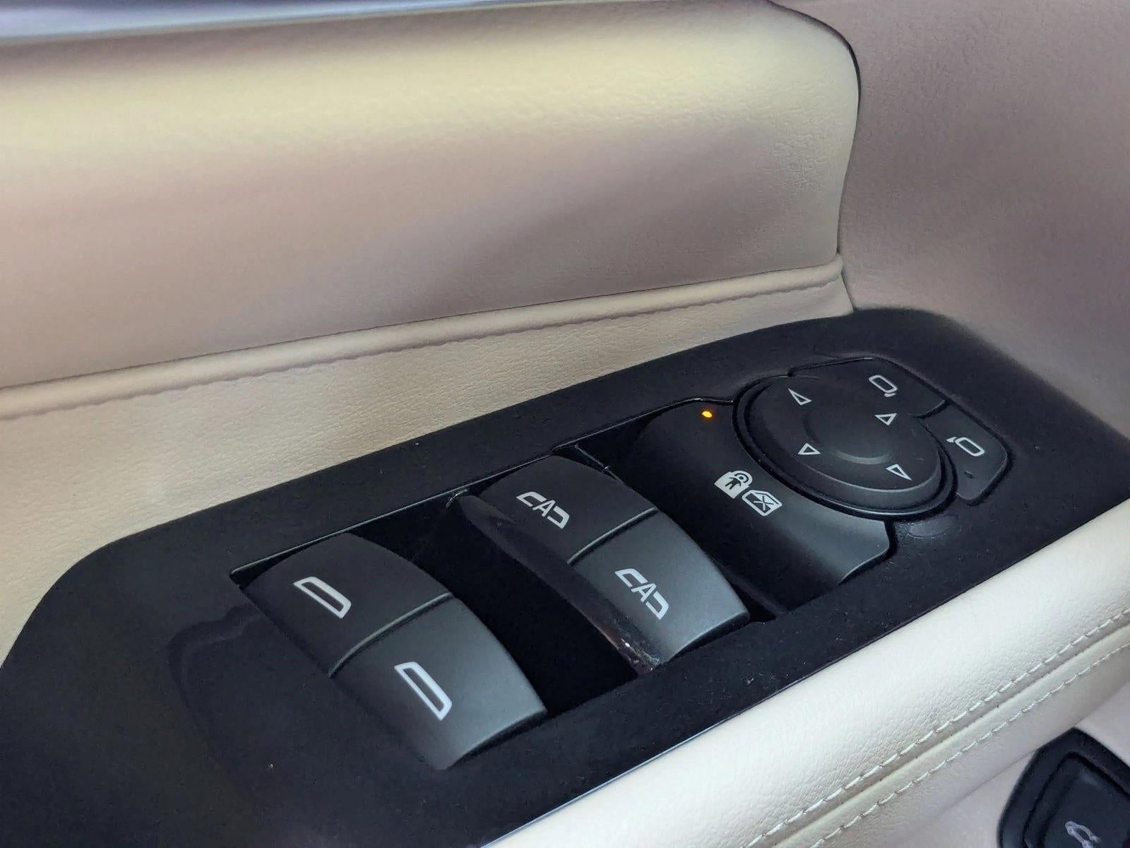 2022 Cadillac CT4 4dr Sdn Luxury