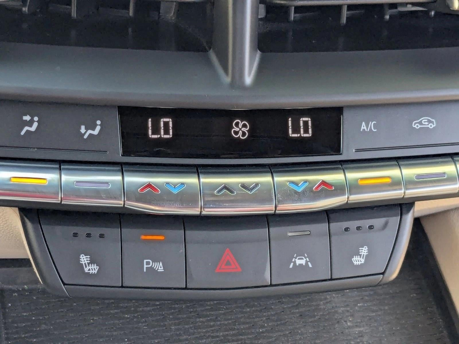 2022 Cadillac CT4 4dr Sdn Luxury