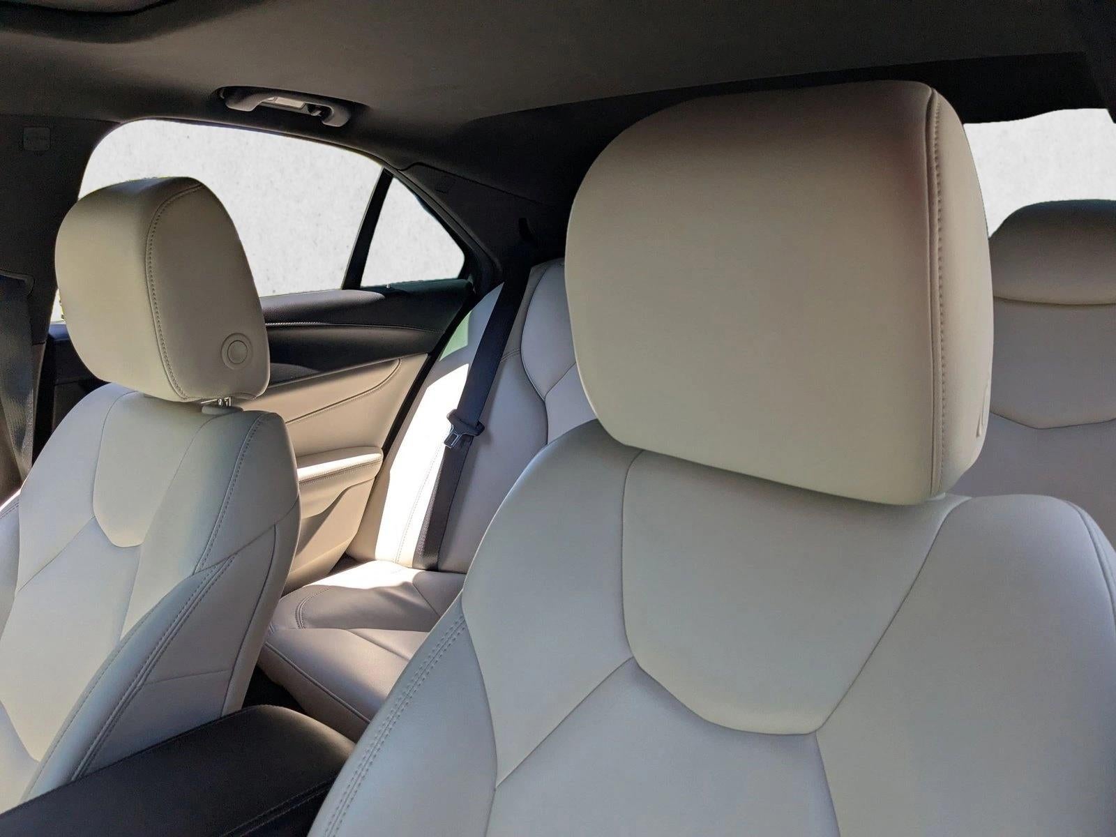 2022 Cadillac CT4 4dr Sdn Luxury