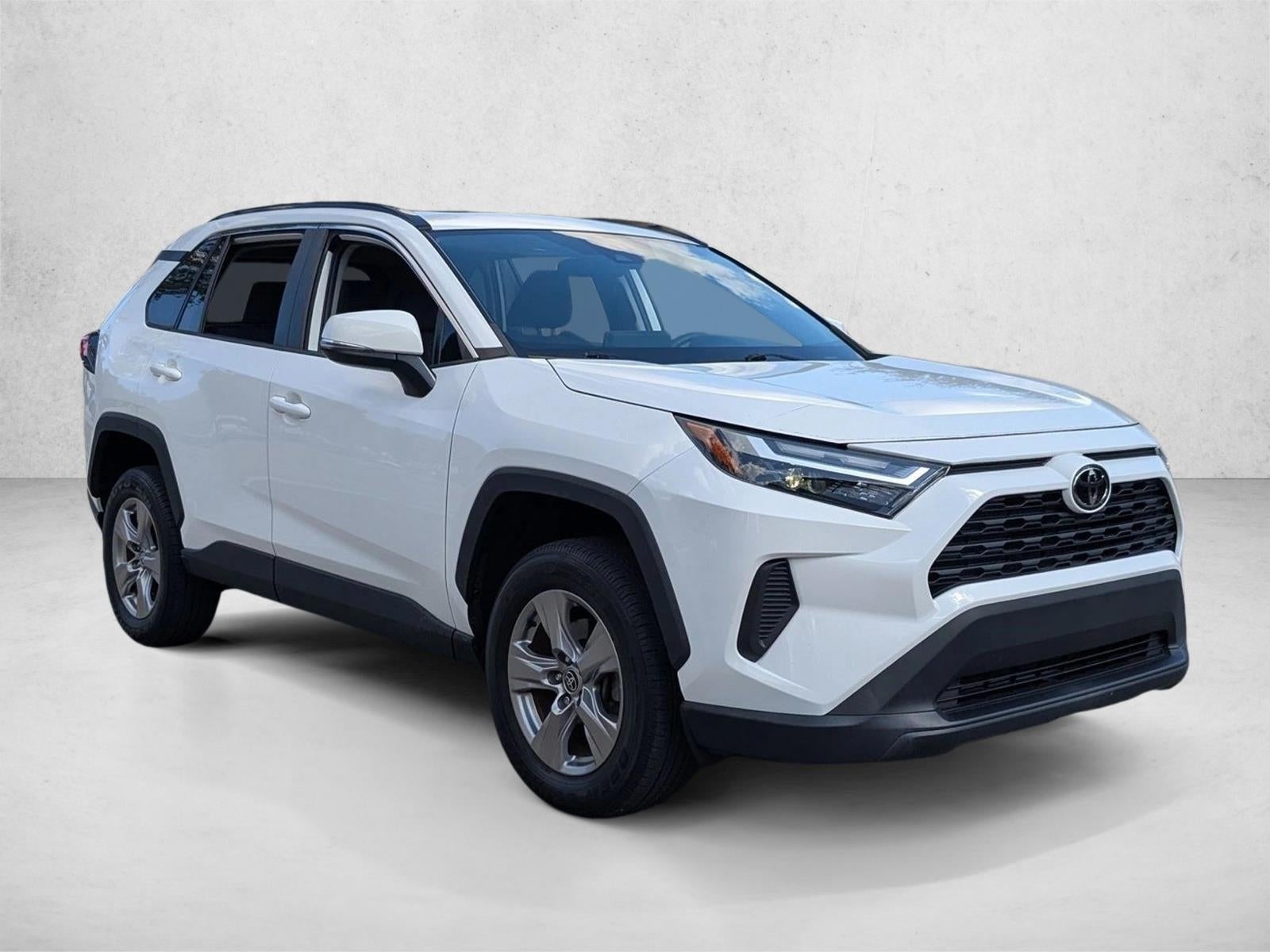 2022 Toyota RAV4 XLE FWD (GS)