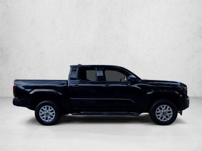 2025 Toyota Tacoma 2WD 2WD SR Double Cab 5' Bed AT (GS)