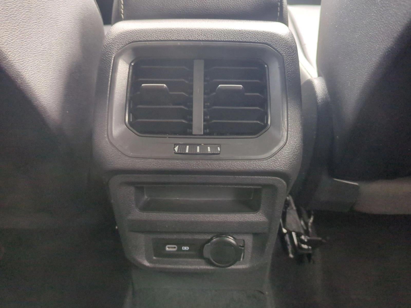 2021 Volkswagen Tiguan 2.0T SE FWD