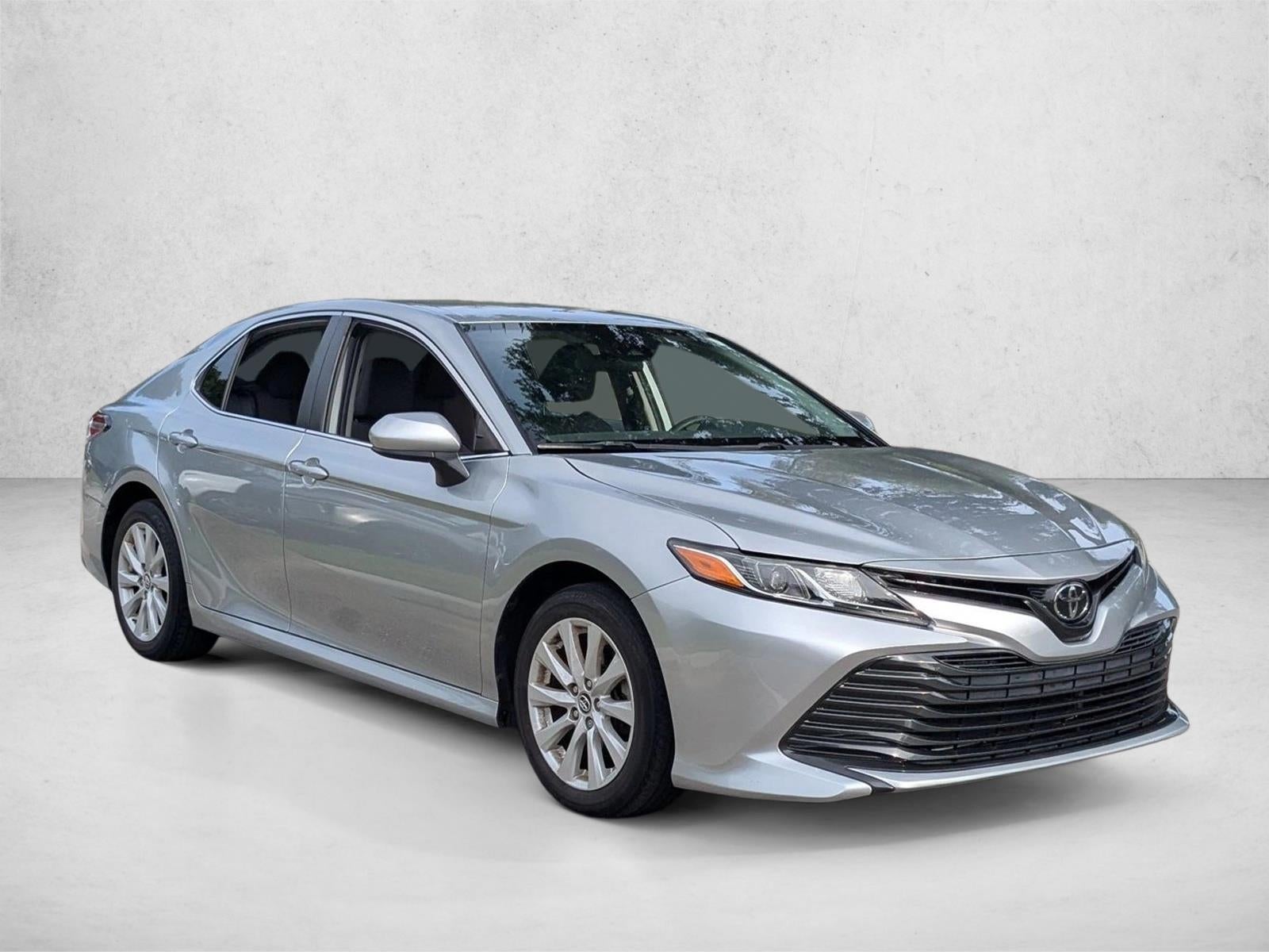 2020 Toyota Camry LE Auto (SE)