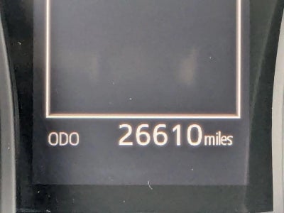 2020 Toyota Camry LE Auto (SE)
