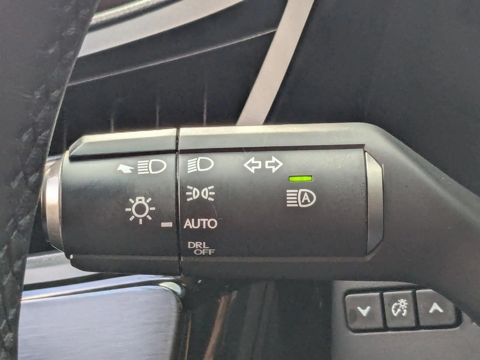 2025 Lexus ES 300h FWD