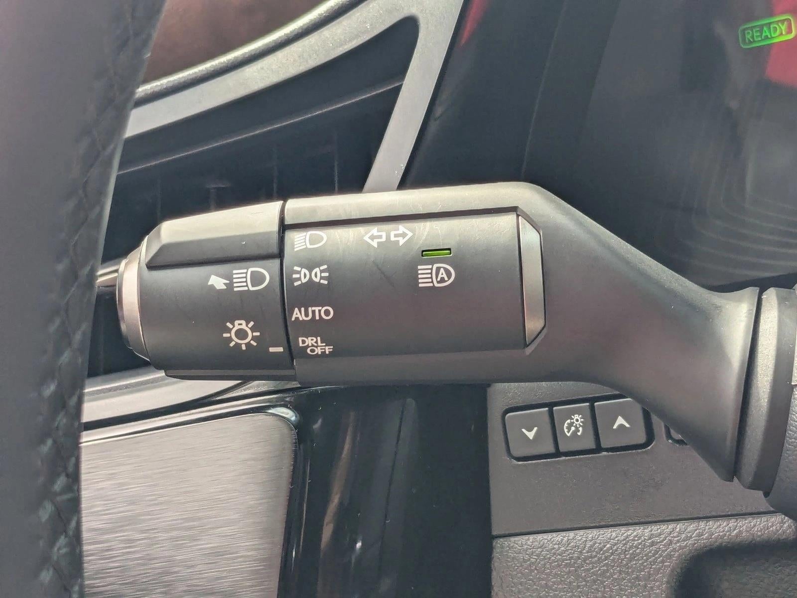 2025 Lexus ES 300h FWD