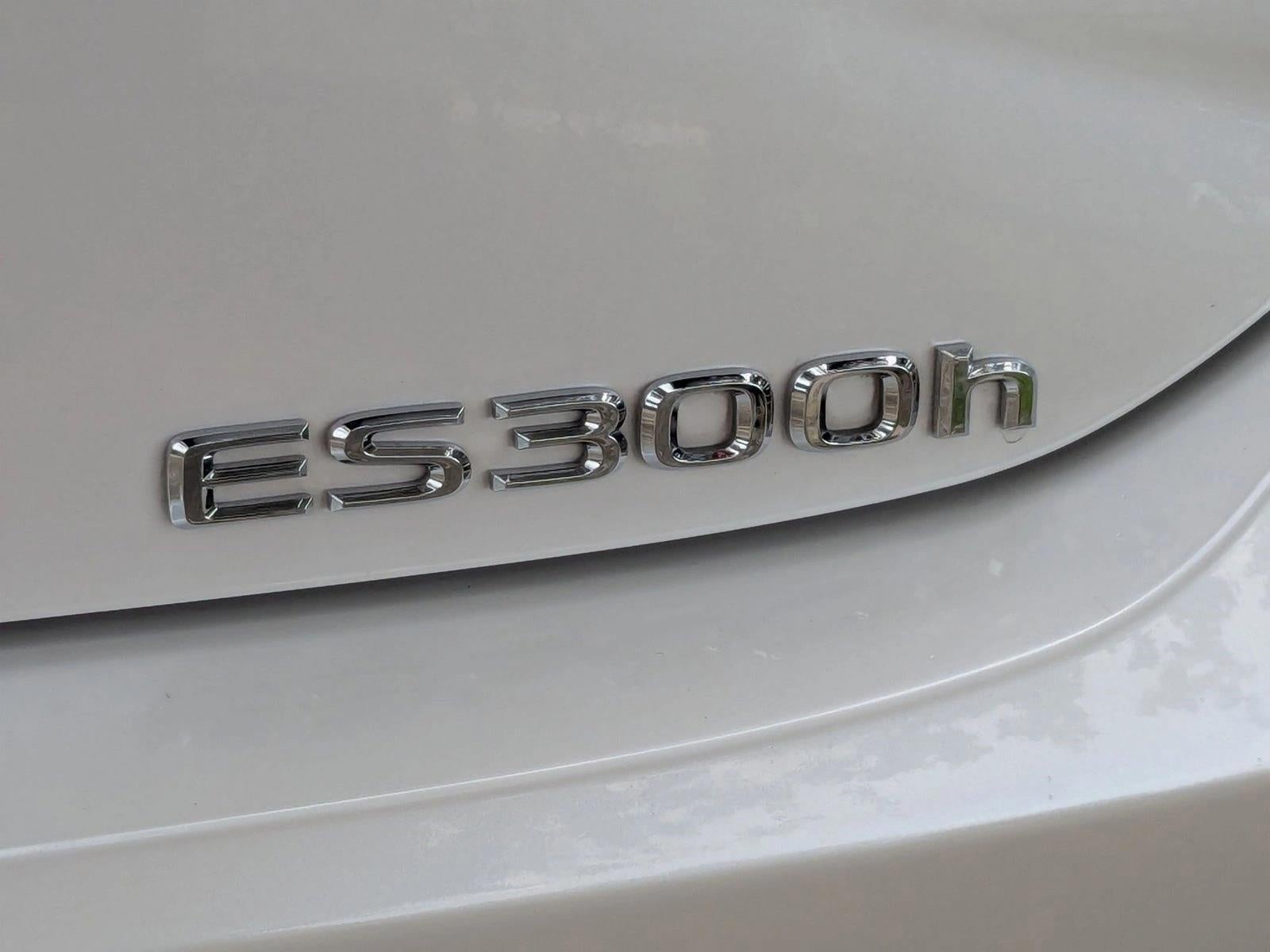 2025 Lexus ES 300h FWD