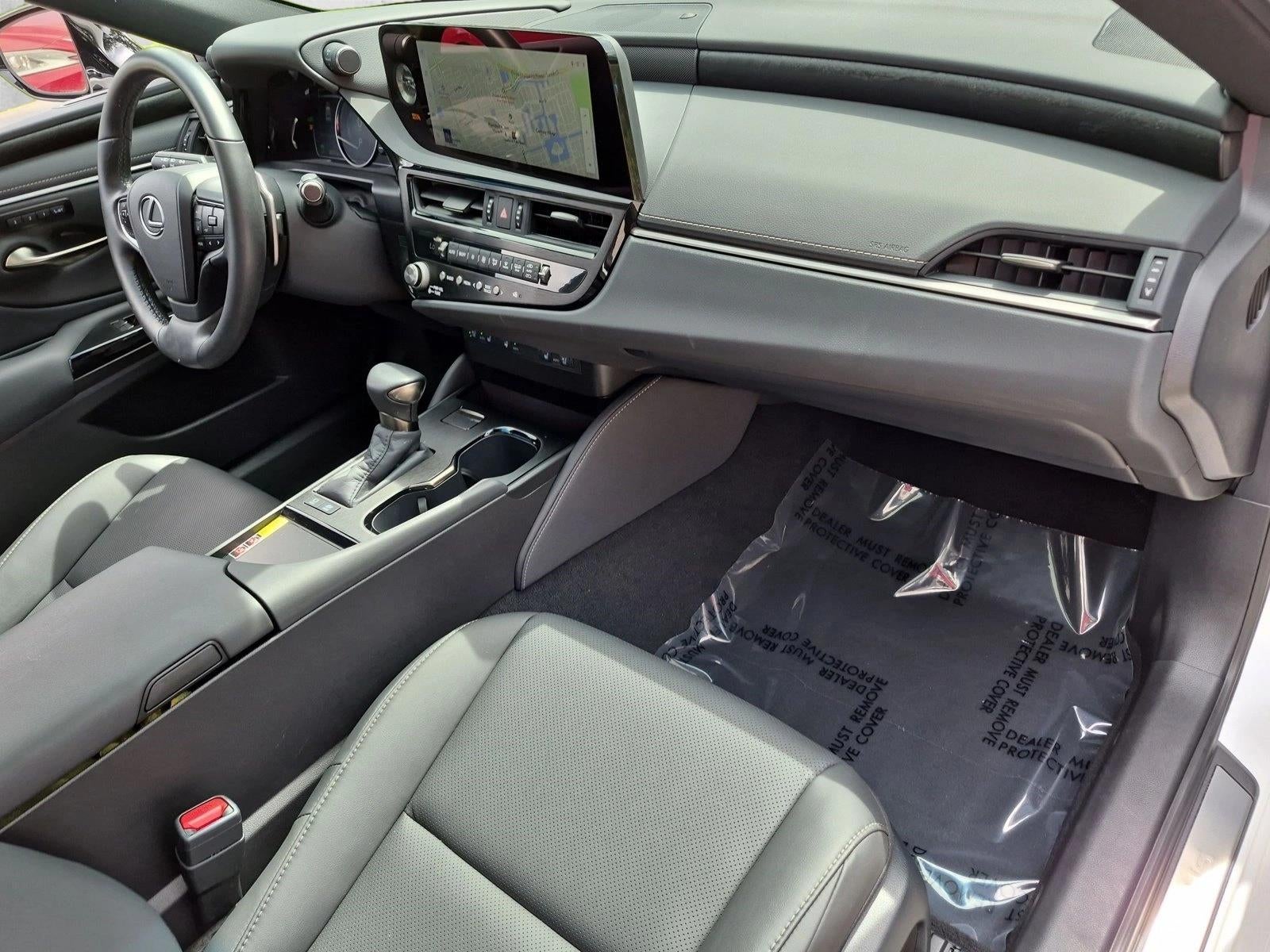2025 Lexus ES 300h FWD