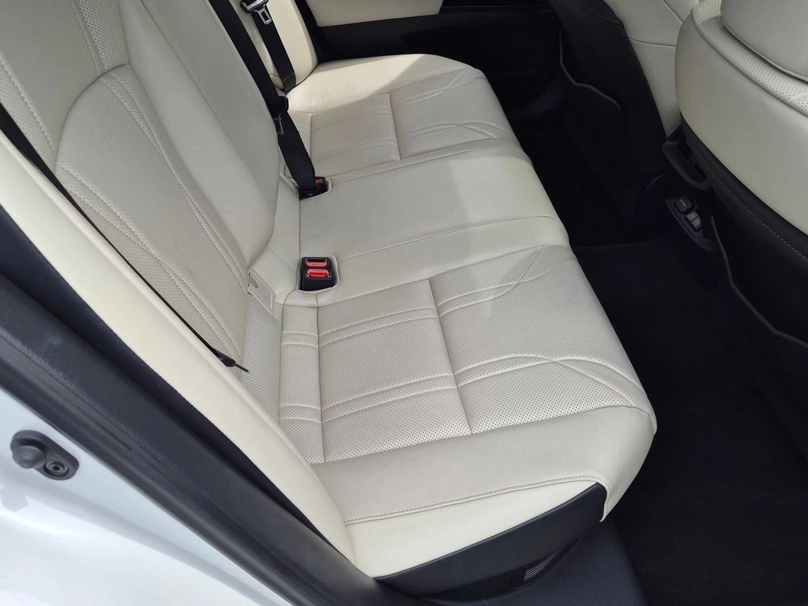 2024 Lexus ES 300h Ultra Luxury FWD