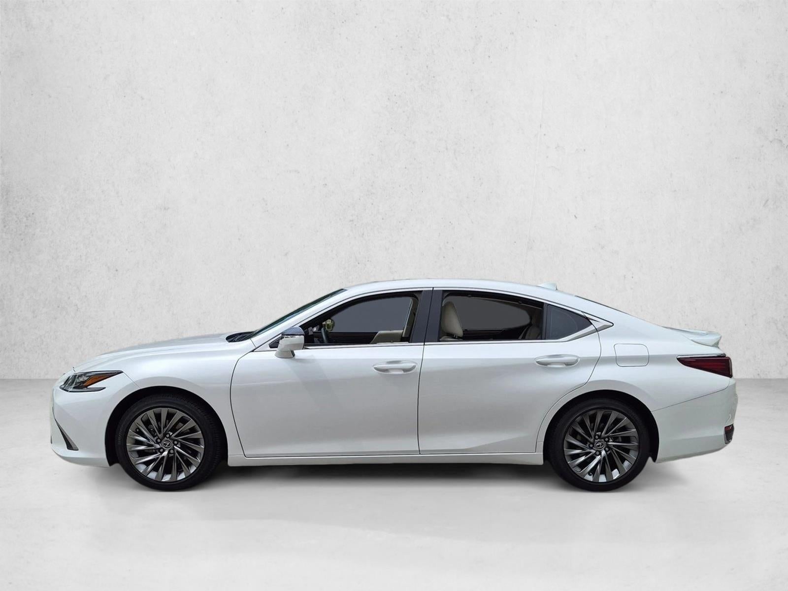 2024 Lexus ES 300h Ultra Luxury FWD