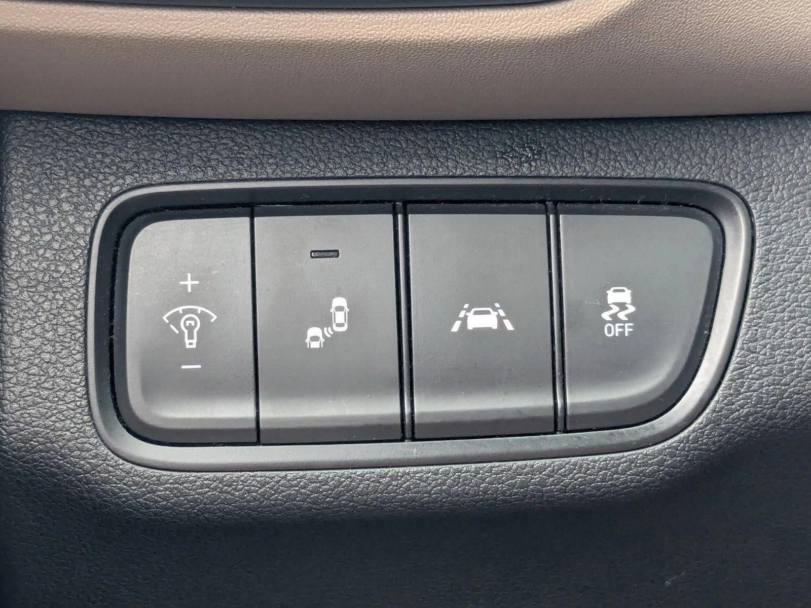 2020 Hyundai SANTA FE SEL 2.4L Auto FWD