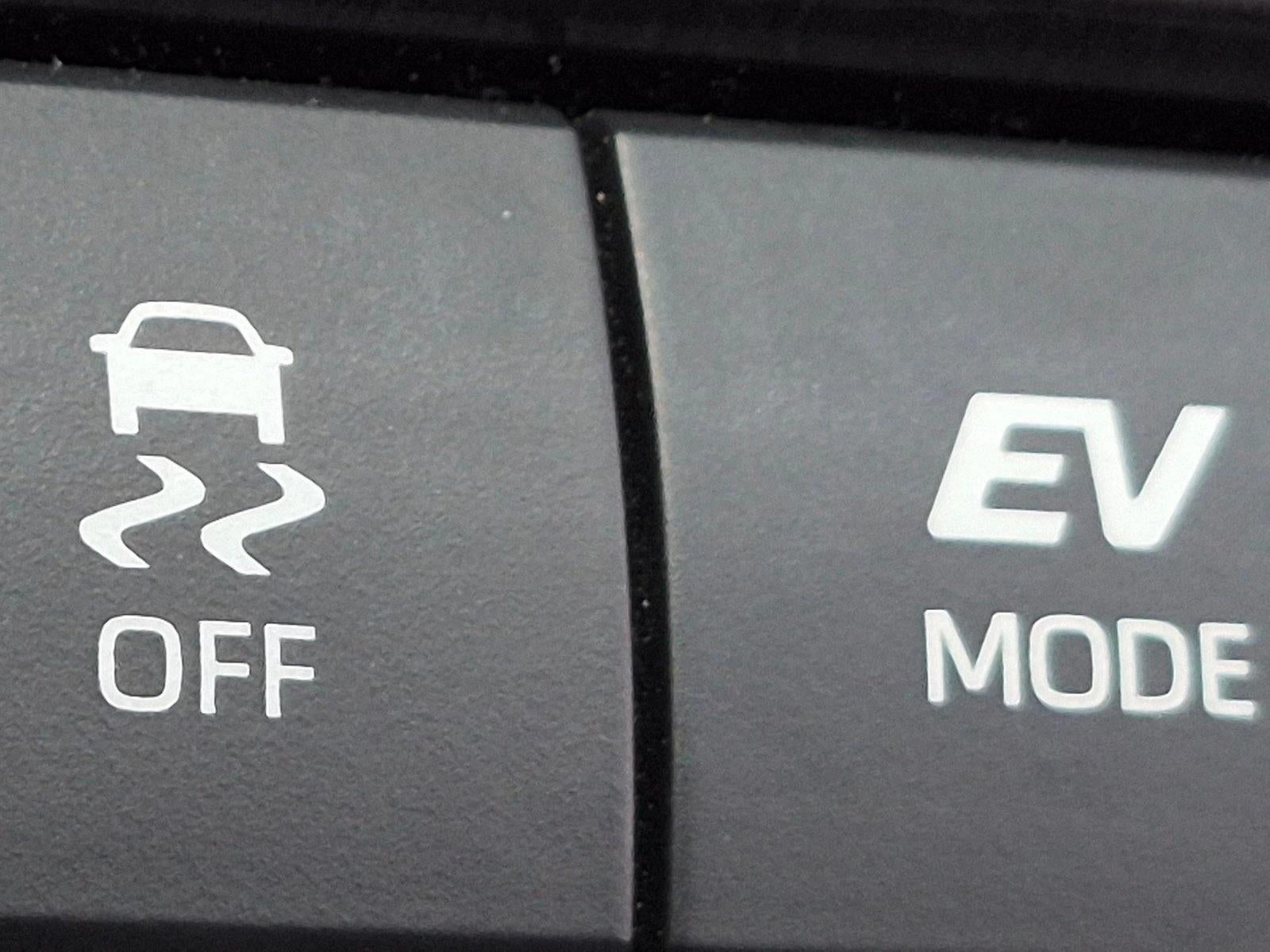2021 Toyota Highlander Hybrid Platinum AWD (Natl)