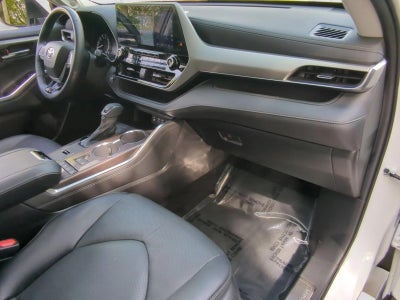 2022 Toyota Highlander Platinum FWD (Natl)
