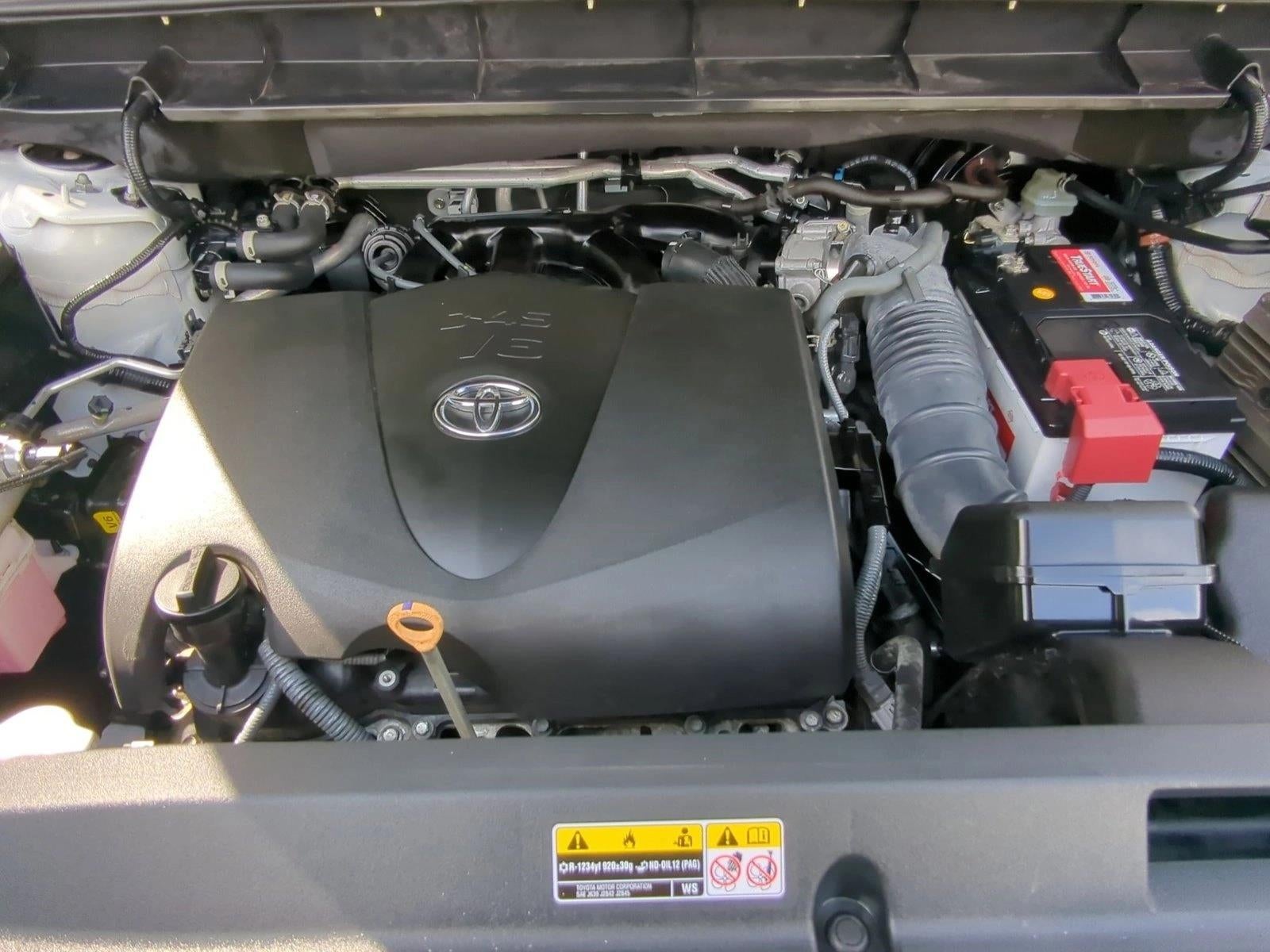 2022 Toyota Highlander Platinum FWD (Natl)