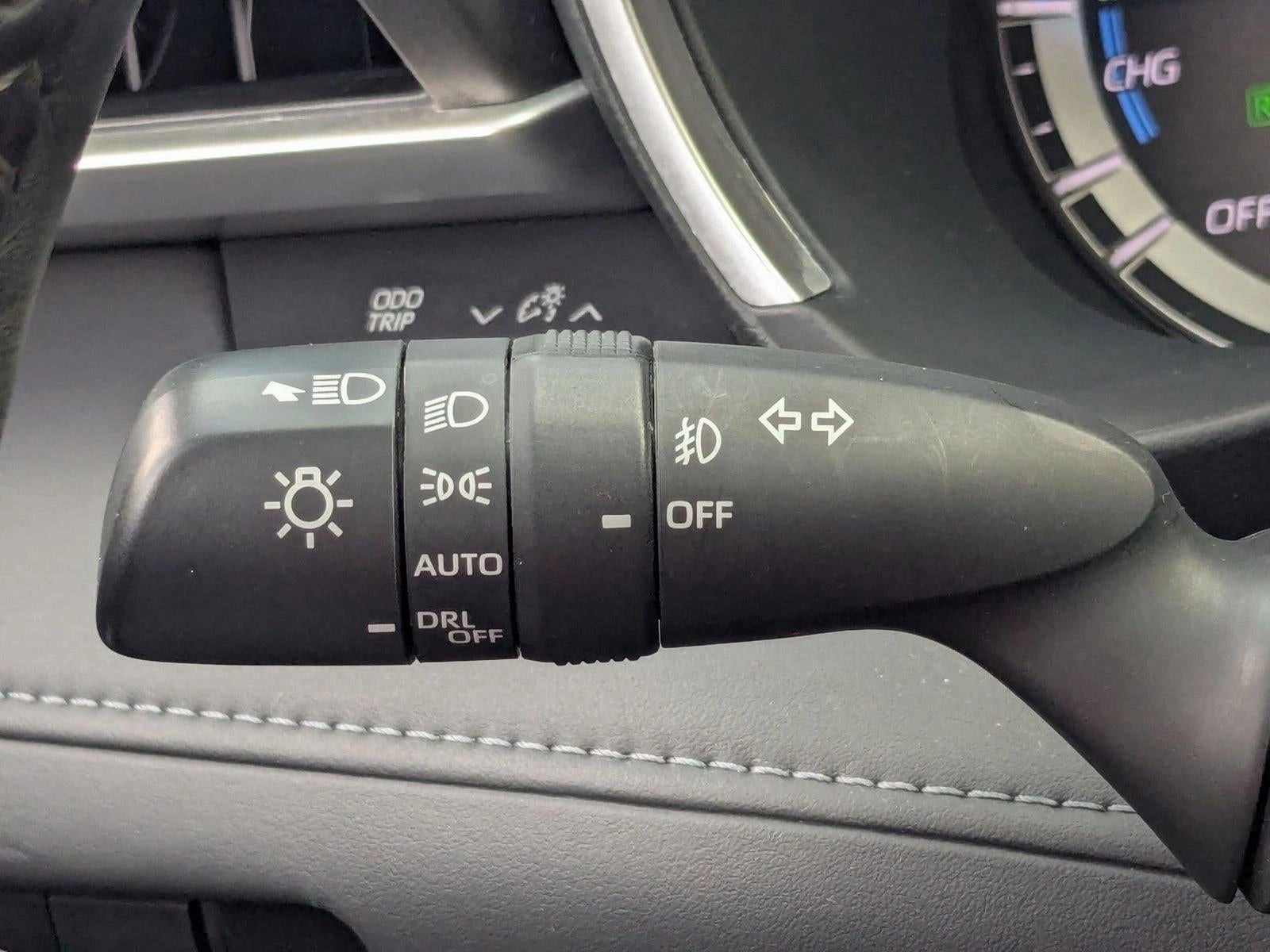 2022 Toyota Highlander Hybrid XLE FWD (Natl)