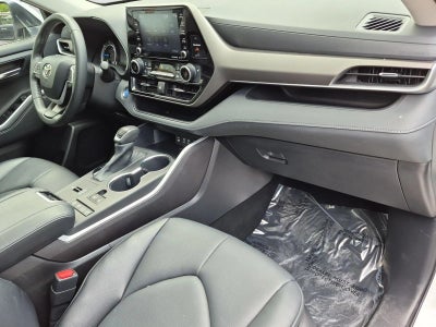 2022 Toyota Highlander Hybrid XLE FWD (Natl)