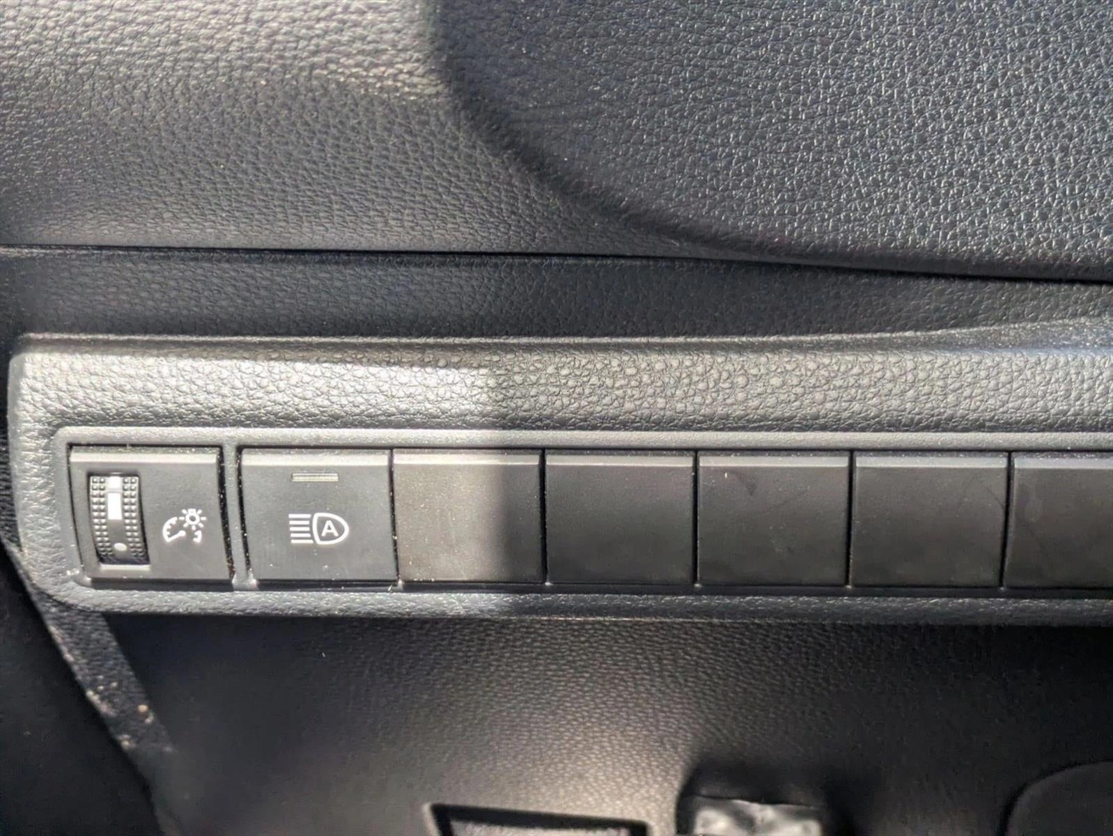 2021 Toyota Corolla SE CVT (Natl)