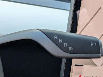 2025 Tesla Model Y Long Range AWD *Ltd Avail*