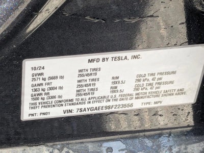 2025 Tesla Model Y Long Range AWD *Ltd Avail*