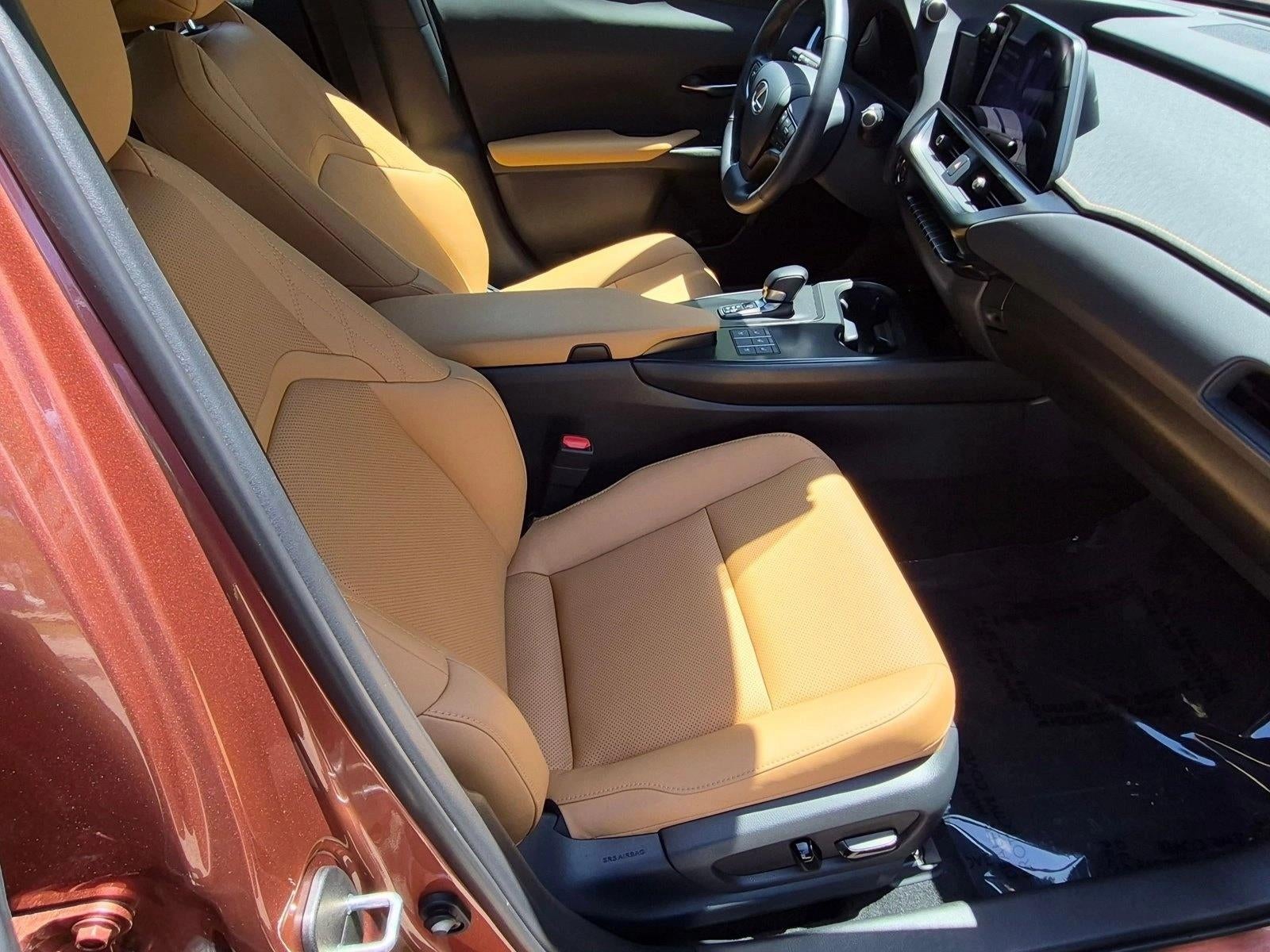 2025 Lexus UX 300h Premium FWD