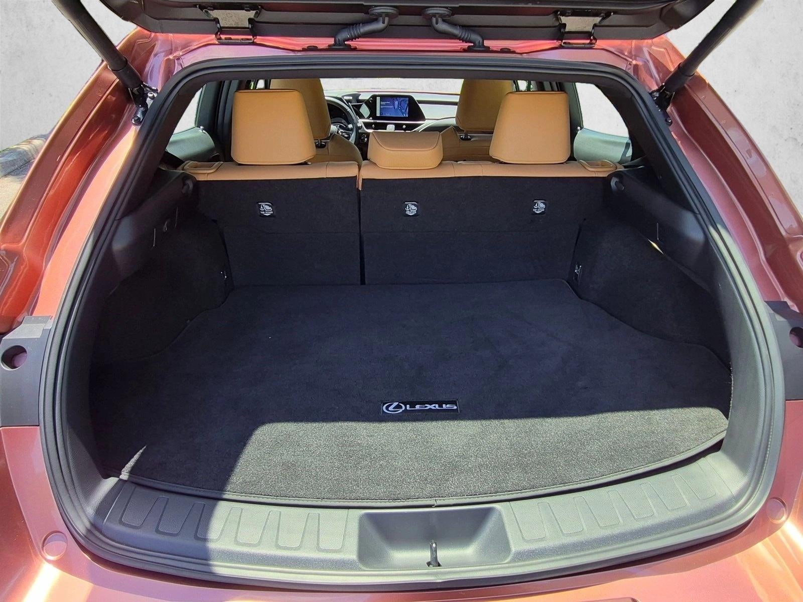 2025 Lexus UX 300h Premium FWD