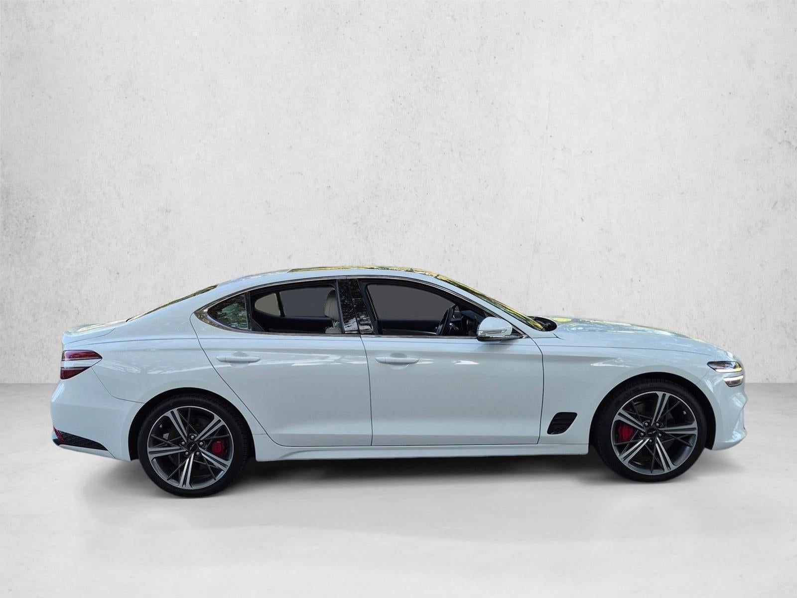 2024 Genesis G70 2.5T RWD