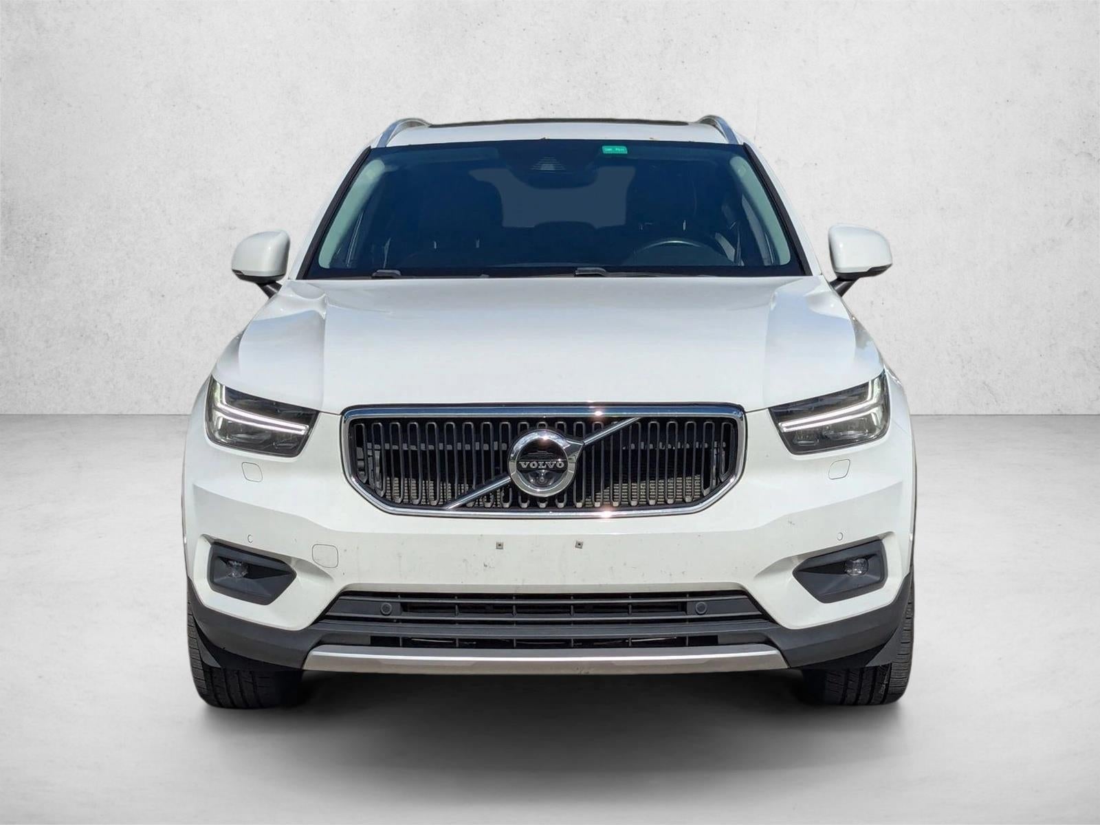 2019 Volvo XC40 T5 AWD Momentum