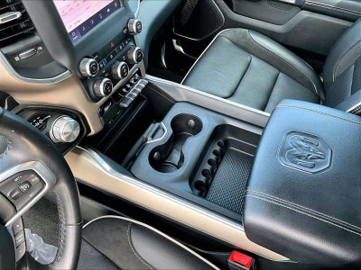 2022 RAM 1500 Laramie 4x2 Crew Cab 5'7" Box