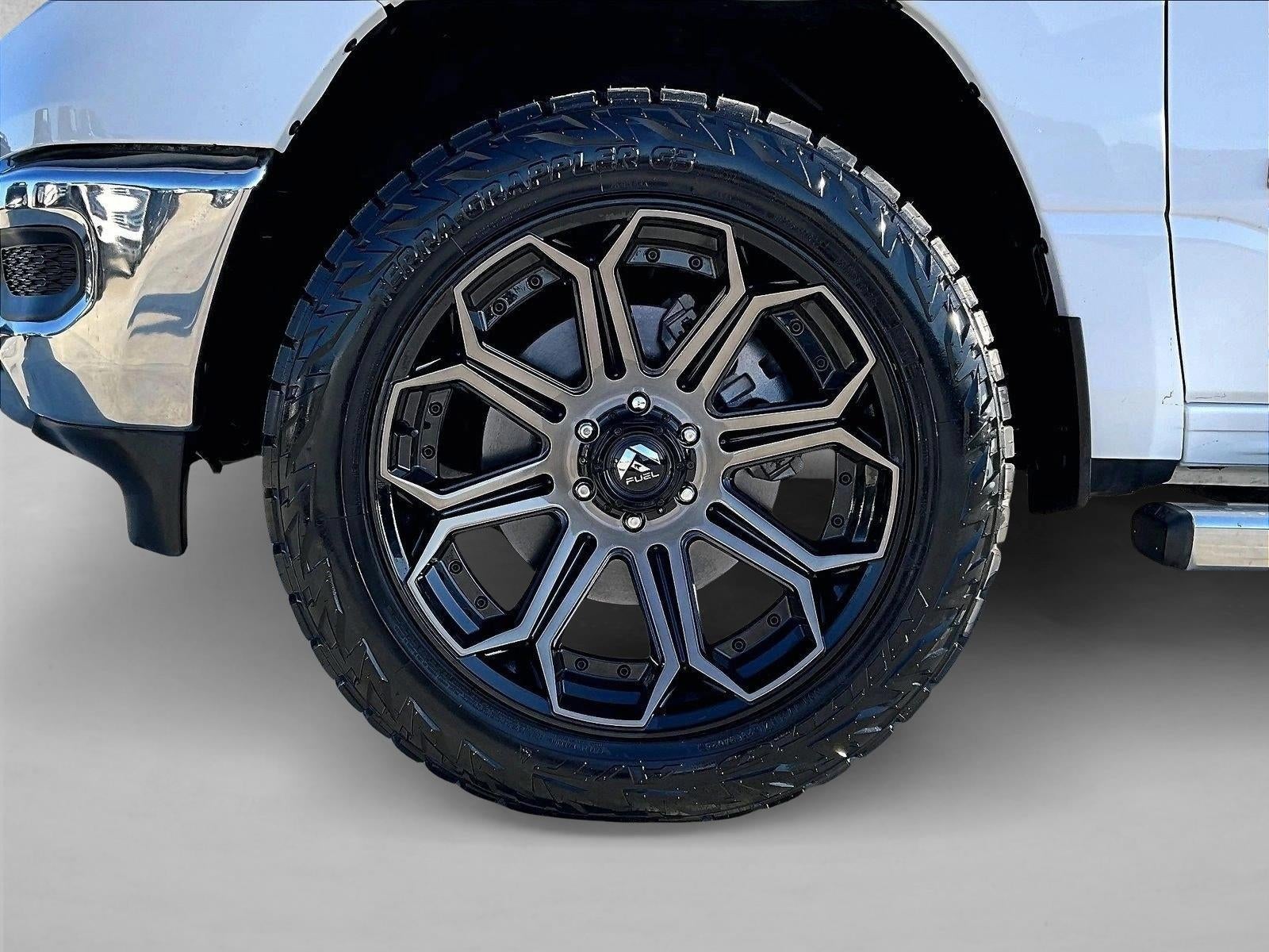 2024 RAM 1500 Laramie 4x4 Crew Cab 5'7" Box