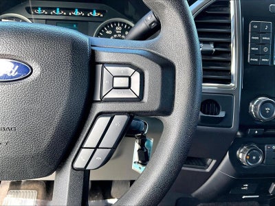 2016 Ford F-150 2WD SuperCrew 5-1/2 Ft Box XLT