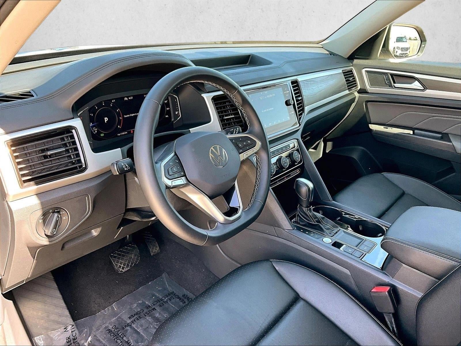 2023 Volkswagen Atlas 3.6L V6 SE w/Technology FWD