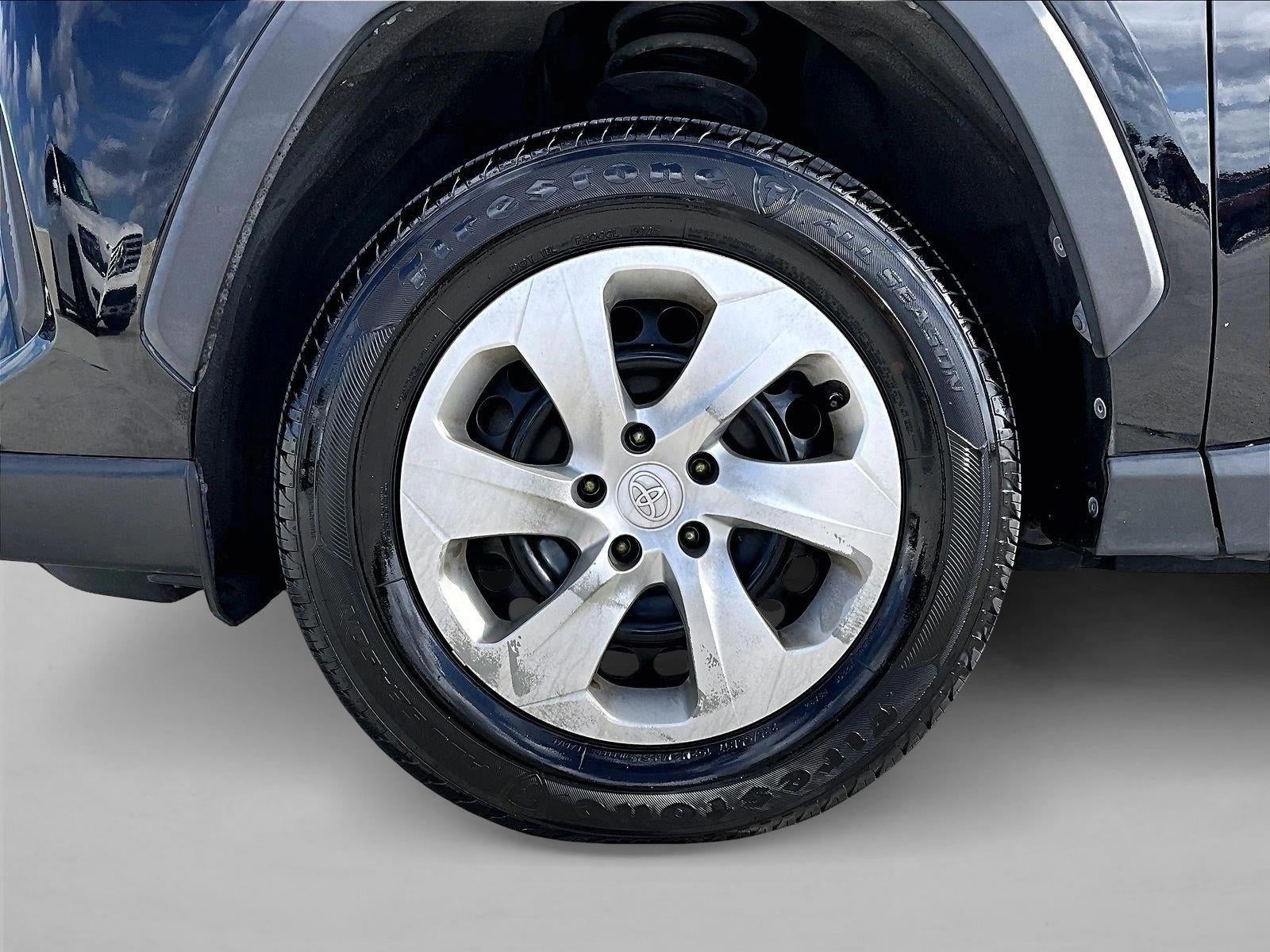 2021 Toyota RAV4 LE FWD (GS)