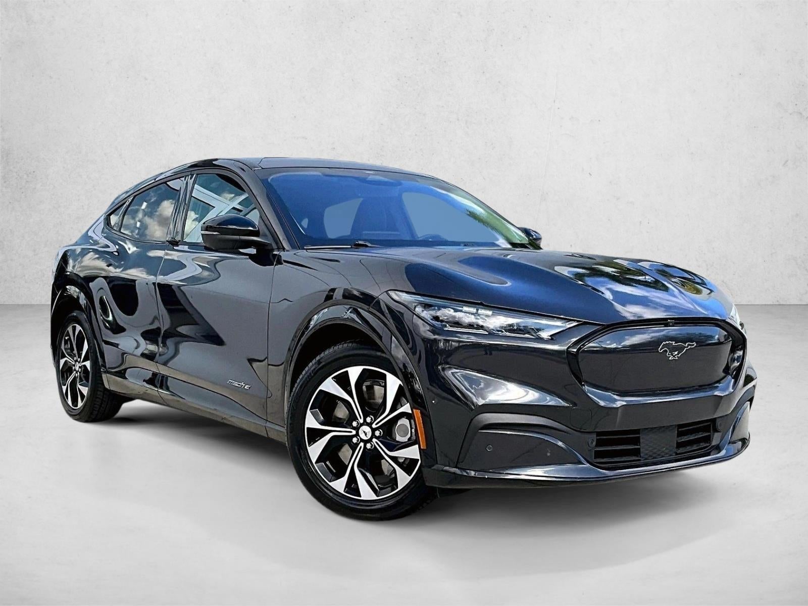 2022 Ford Mustang Mach-E Premium RWD