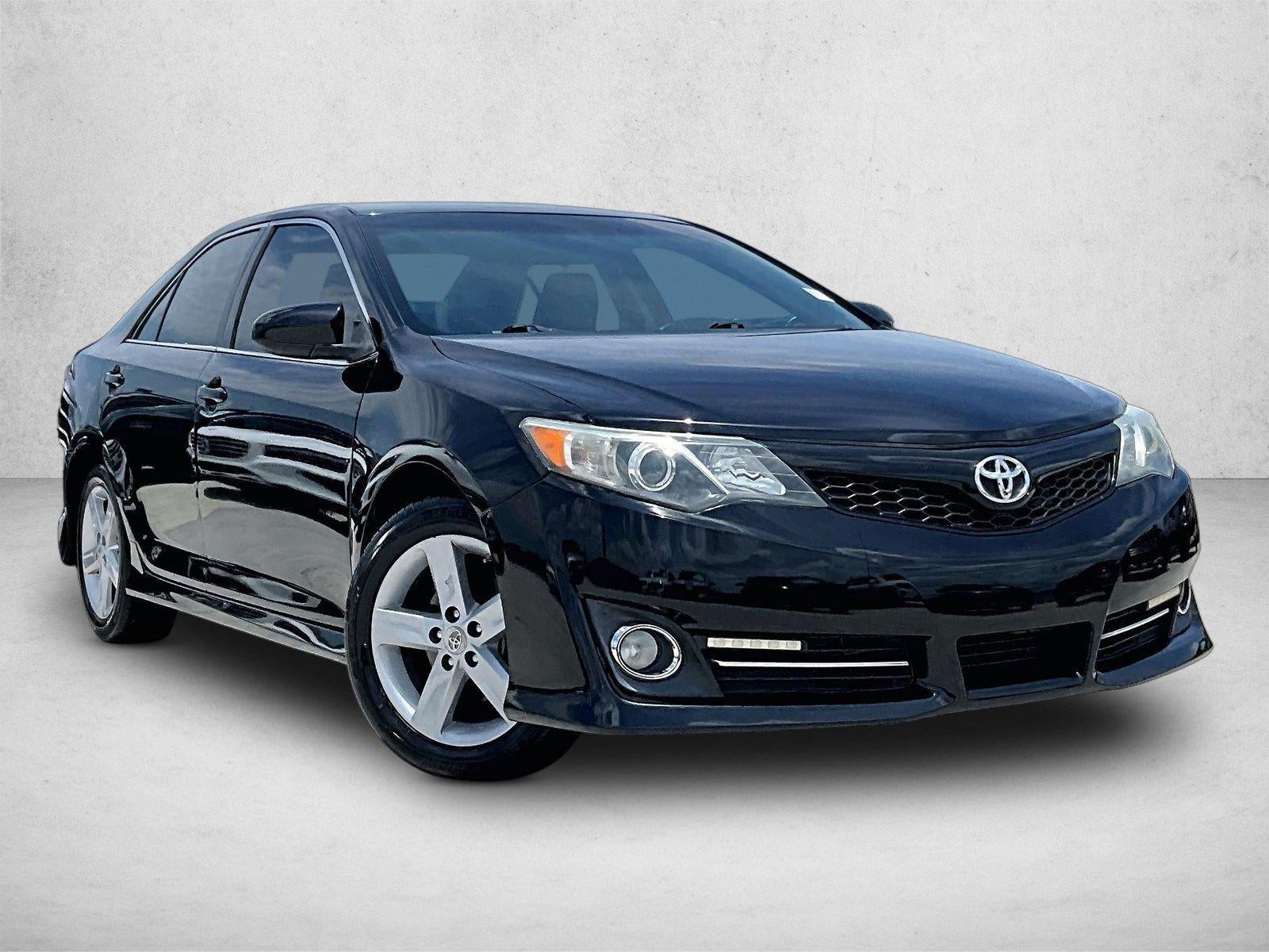 2013 Toyota Camry 4dr Sdn I4 Auto SE (Natl)