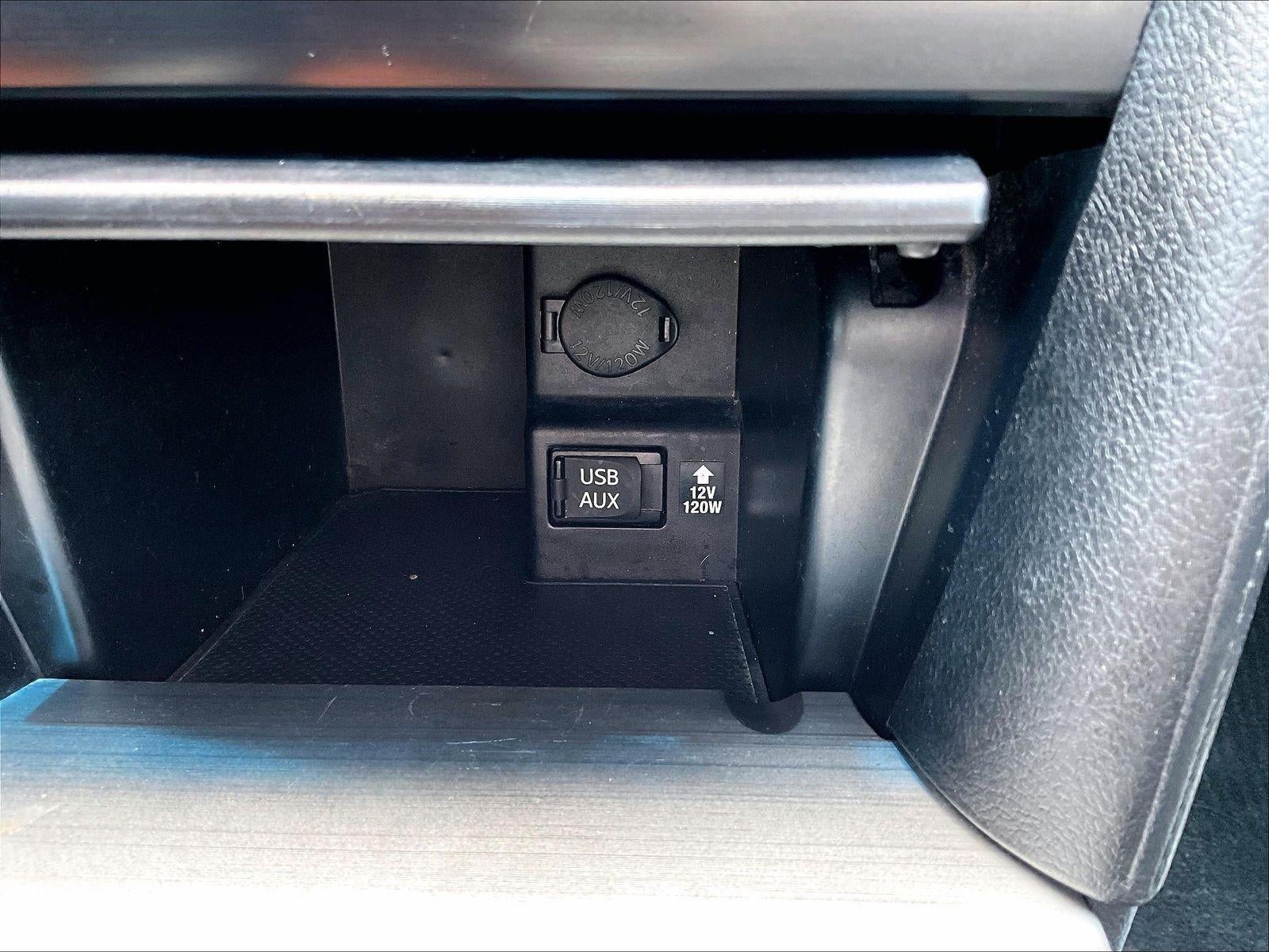 2013 Toyota Camry 4dr Sdn I4 Auto SE (Natl)