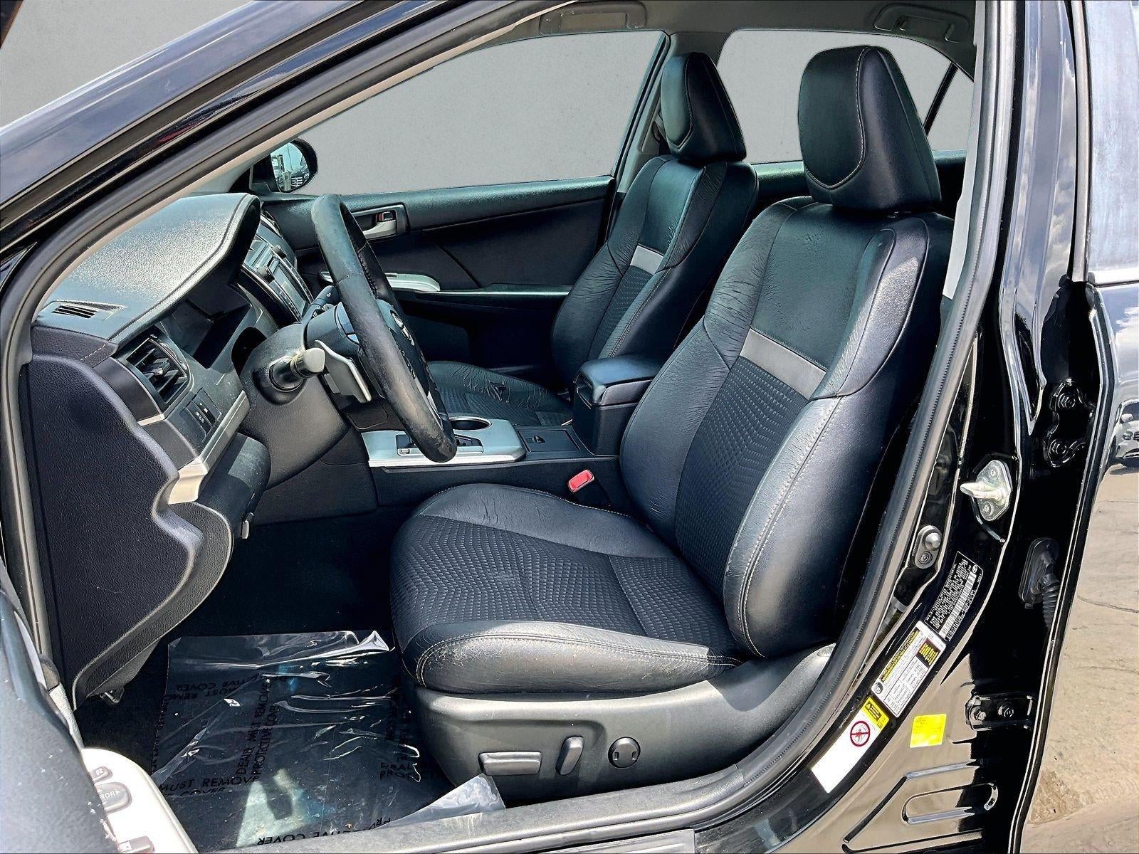 2013 Toyota Camry 4dr Sdn I4 Auto SE (Natl)