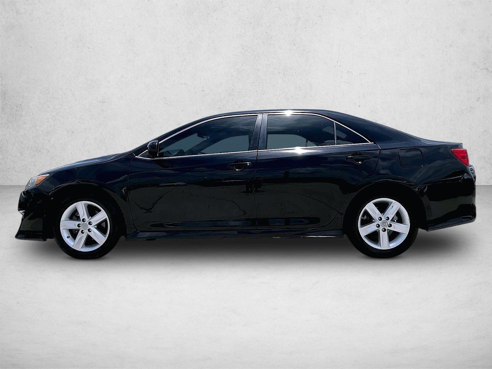 2013 Toyota Camry 4dr Sdn I4 Auto SE (Natl)