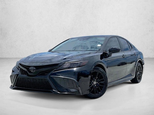 2022 Toyota Camry SE Auto (SE)