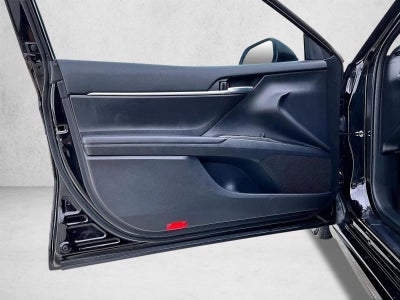 2023 Toyota Camry SE Auto (Natl)