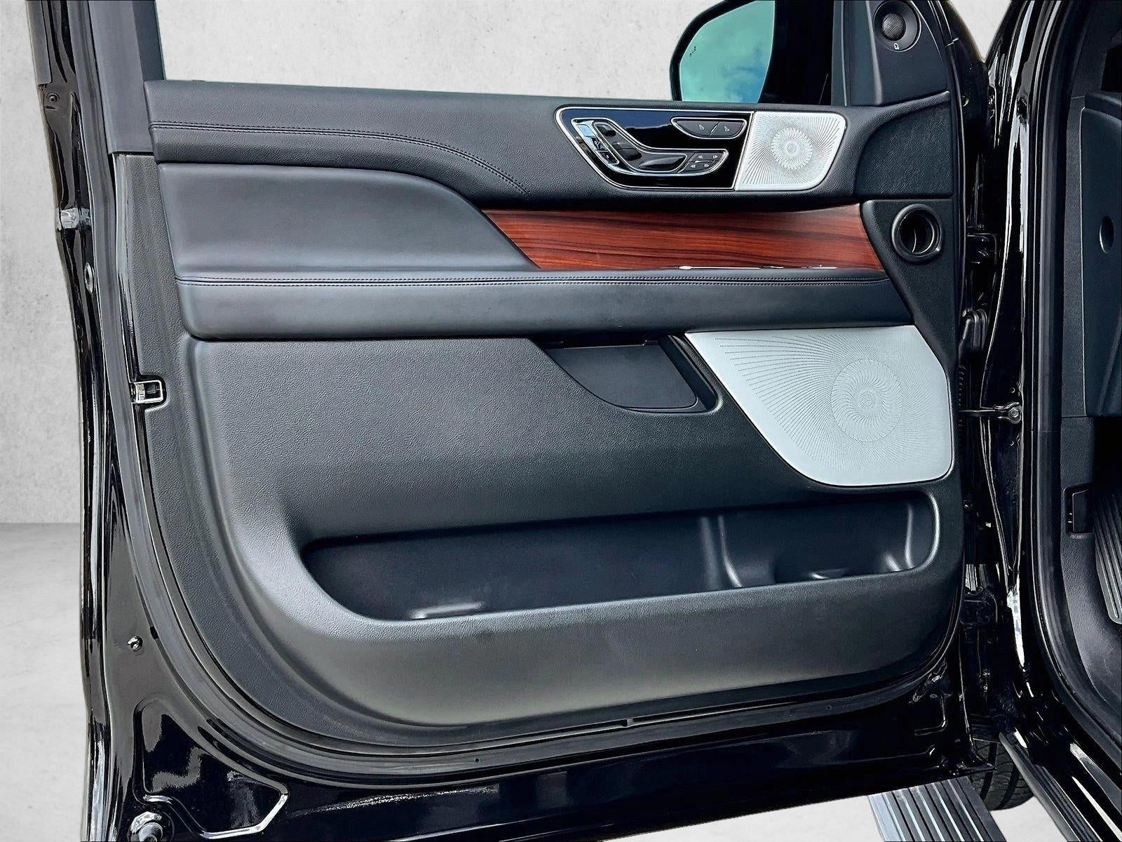 2023 Lincoln Navigator L Reserve 4x2