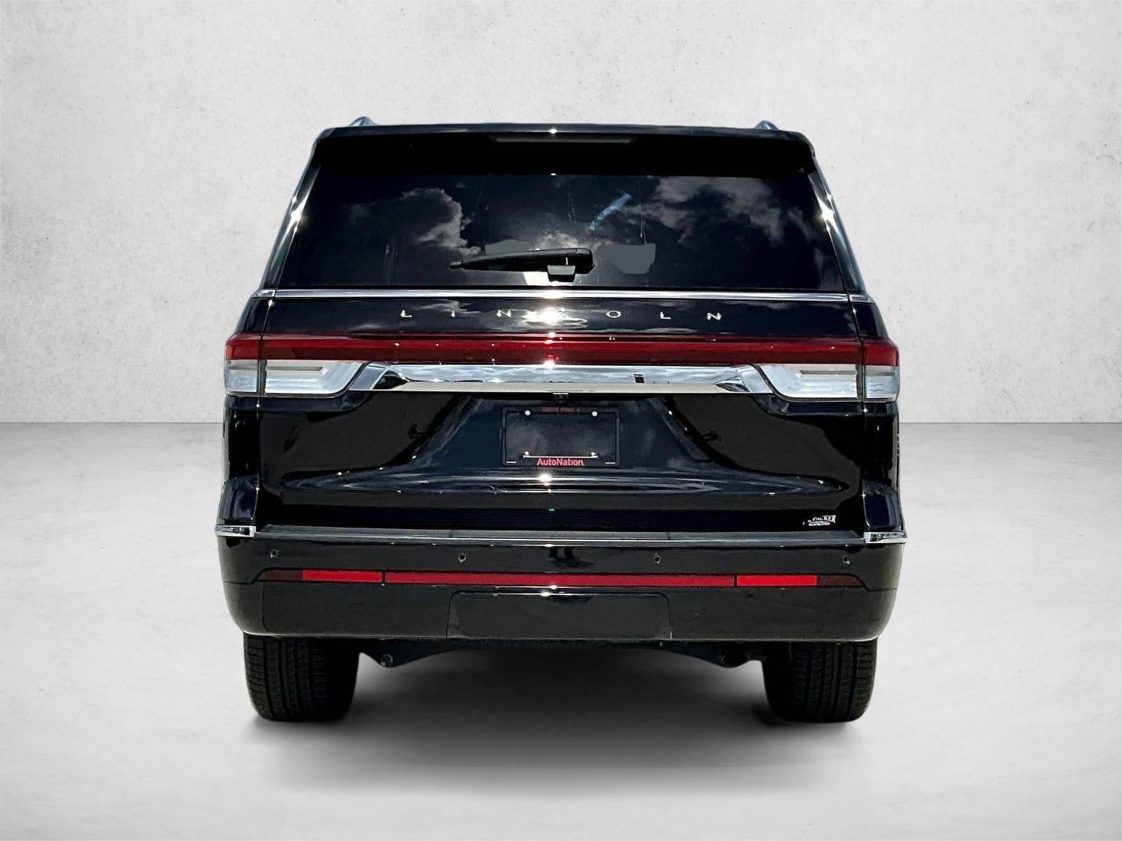 2023 Lincoln Navigator L Reserve 4x2