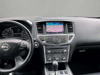 2019 Nissan Pathfinder FWD SL