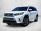 2017 Toyota Highlander Limited Platinum V6 FWD (Natl)