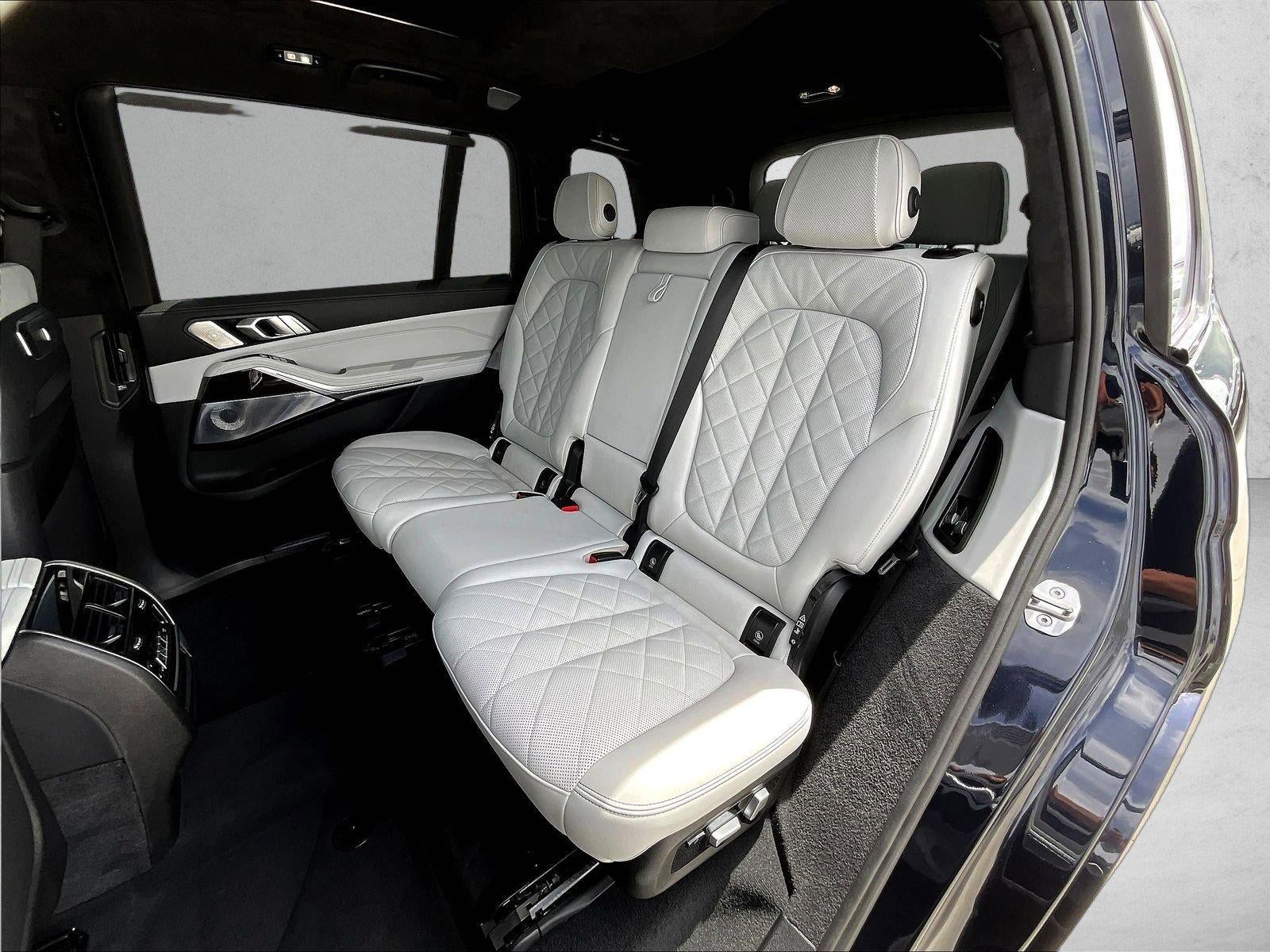 2024 BMW X7 xDrive40i Sports Activity Vehicle