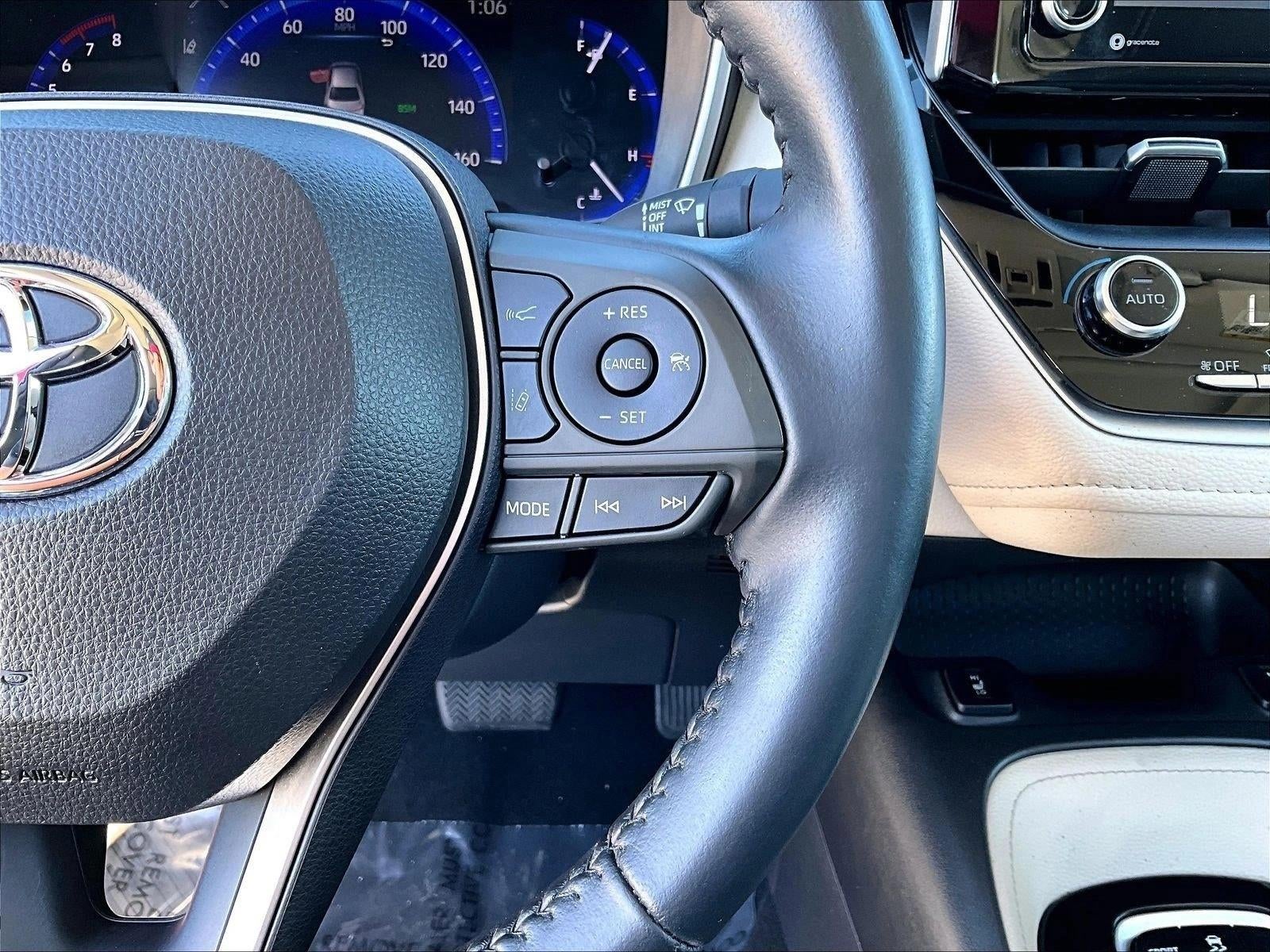 2020 Toyota Corolla XLE CVT (Natl)