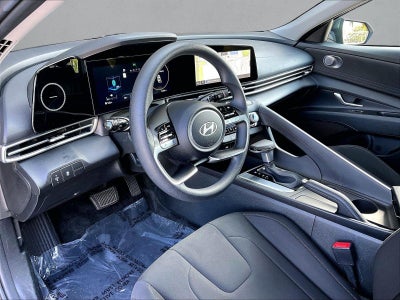 2024 Hyundai ELANTRA SEL IVT