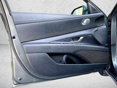 2024 Hyundai ELANTRA SEL IVT