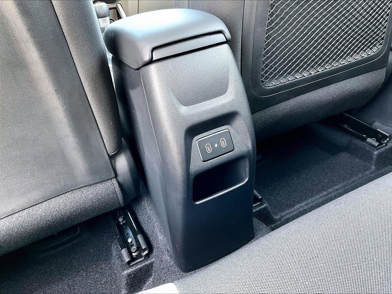 2024 Hyundai VENUE SEL IVT