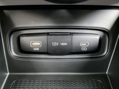 2024 Hyundai VENUE SEL IVT